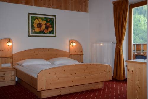Imagen de la habitación del Hotel Alpenrose, Valles. Foto 6