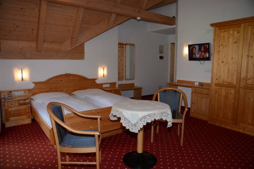 Imagen de la habitación del Hotel Alpenrose, Valles. Foto 14