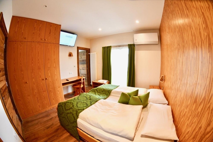 Imagen de la habitación del Hotel Alpenrose, Vattaro. Foto 10