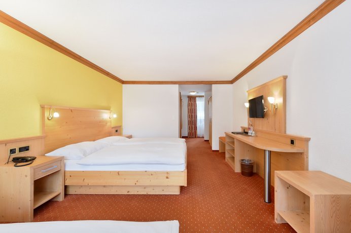 Imagen de la habitación del Hotel Alpenroyal. Foto 3