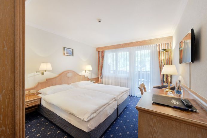 Imagen de la habitación del Hotel Alpenroyal. Foto 7