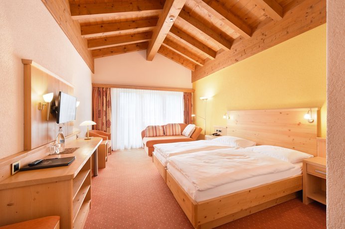 Imagen de la habitación del Hotel Alpenroyal. Foto 16