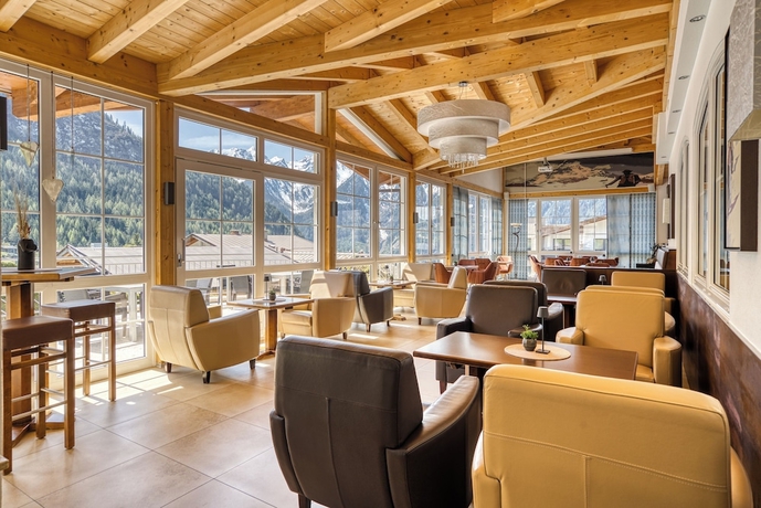 Imagen del bar/restaurante del Hotel Alpenroyal Jerzens. Foto 3