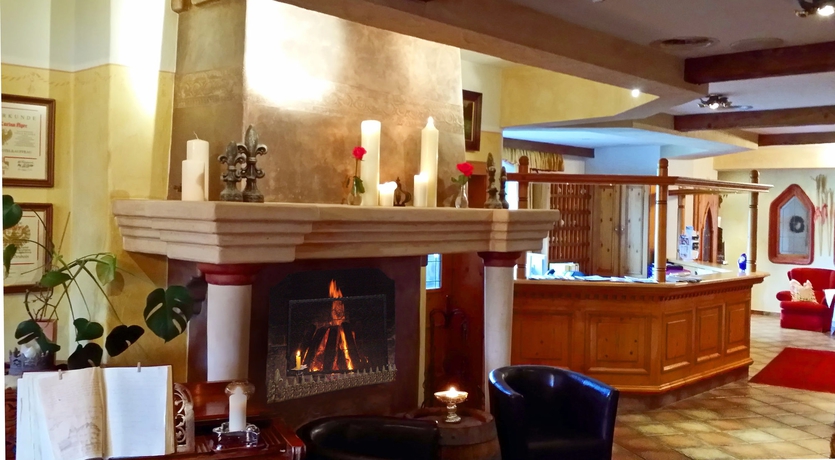 Imagen de los interiores del Hotel Alpenschl&ouml;ssl, S&ouml;ll. Foto 12