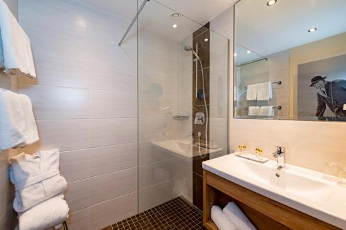 Imagen de la habitación del Hotel Alpensporthotel Mutterberg. Foto 6
