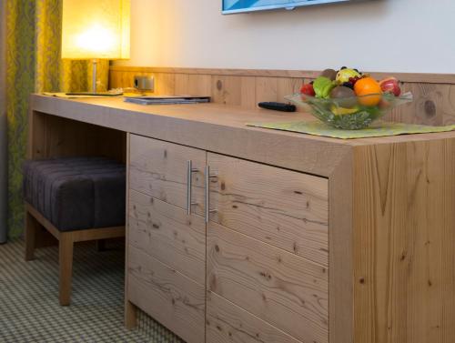 Imagen de la habitación del Hotel Alpensporthotel Mutterberg. Foto 7