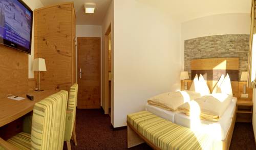 Imagen de la habitación del Hotel Alpenwelt Superior. Foto 8