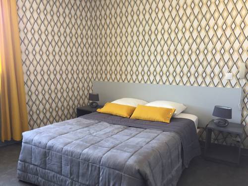 Imagen de la habitación del Hotel Alpes Cevennes. Foto 9