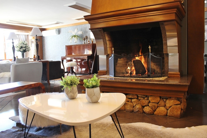 Imagen de los interiores del Hotel Alpestre. Foto 15