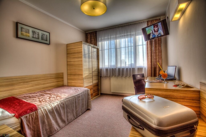 Imagen de la habitación del Hotel Alpex. Foto 2
