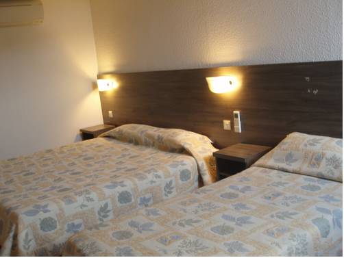 Imagen de la habitación del Hotel Alpha, Annecy. Foto 8