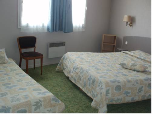 Imagen de la habitación del Hotel Alpha, Annecy. Foto 9