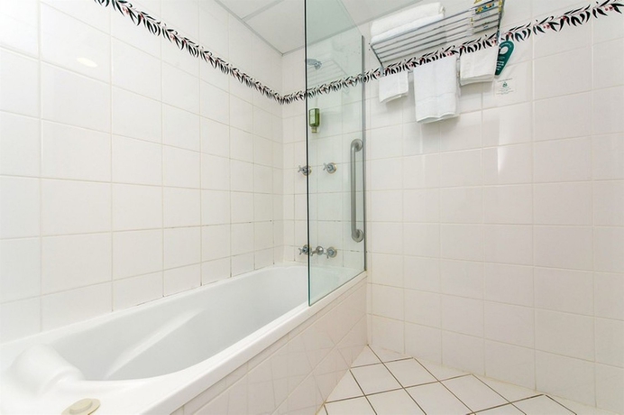 Imagen de la habitación del Hotel Alpha Canberra. Foto 6