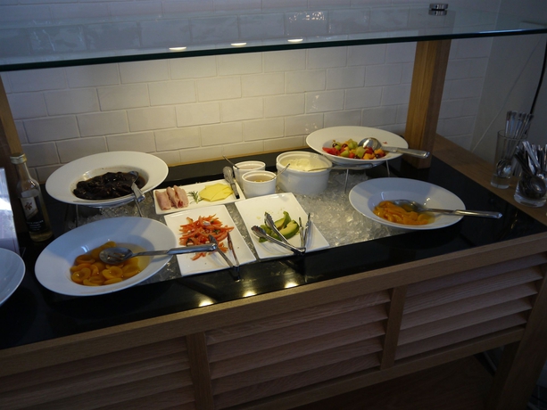 Imagen del bar/restaurante del Hotel Alpha Canberra. Foto 5