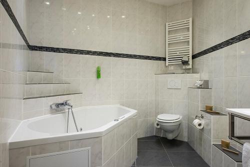 Imagen de la habitación del Hotel Alpha, Friburgo. Foto 7