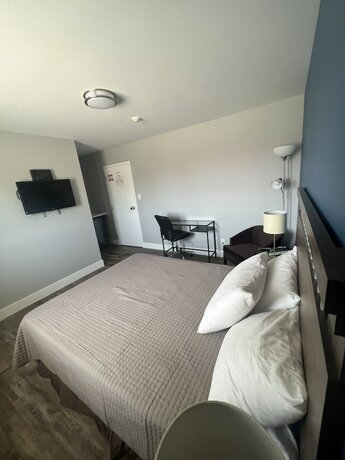 Imagen de la habitación del Hotel Alpha Inn, Wawa. Foto 7