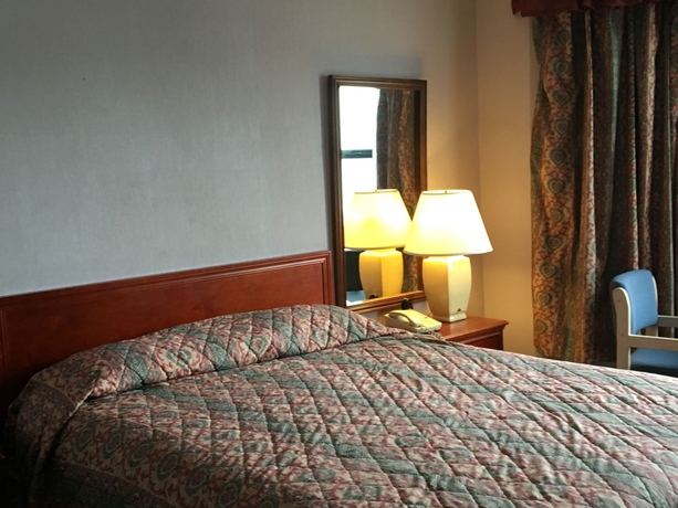 Imagen de la habitación del Hotel Alpha Inn and Suites. Foto 5