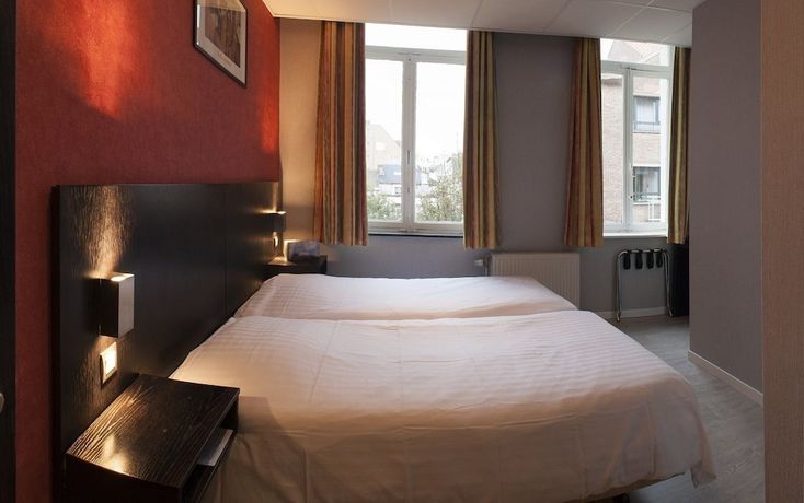 Imagen de la habitación del Hotel Alpha, Ostende. Foto 5