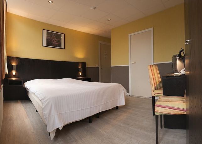 Imagen de la habitación del Hotel Alpha, Ostende. Foto 6