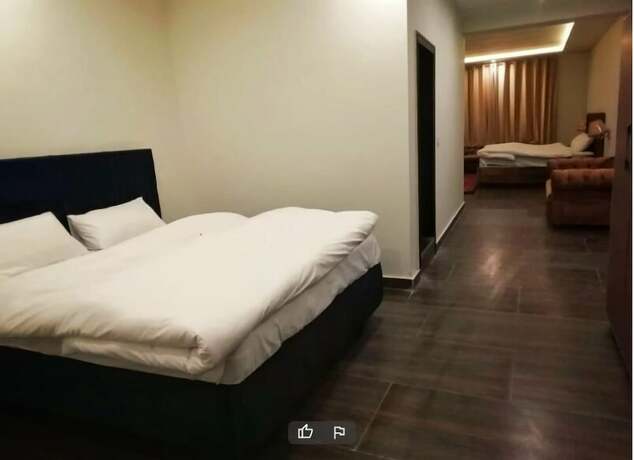 Imagen de la habitación del Hotel Alpha Riverside. Foto 3