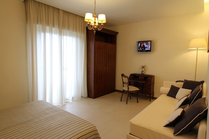 Imagen de la habitación del Hotel Alpha, Sant Agnello. Foto 4