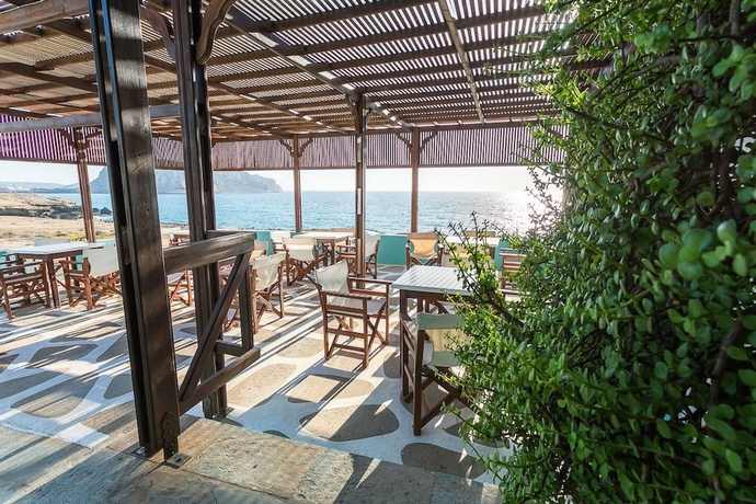 Imagen del bar/restaurante del Hotel Alpha Studios. Foto 2