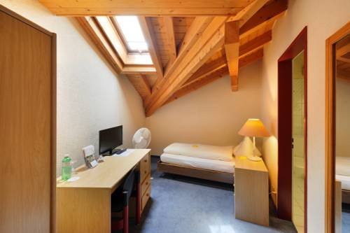 Imagen de la habitación del Hotel Alpha Thun. Foto 9