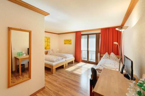 Imagen de la habitación del Hotel Alpha Thun. Foto 12