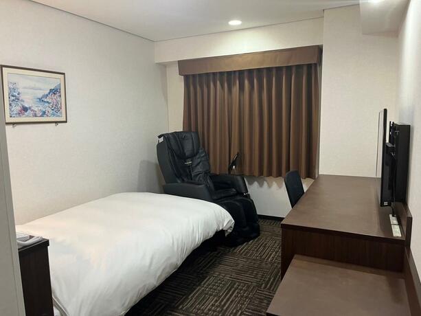 Imagen general del Hotel Alpha-One Yamaguchi Inter. Foto 7