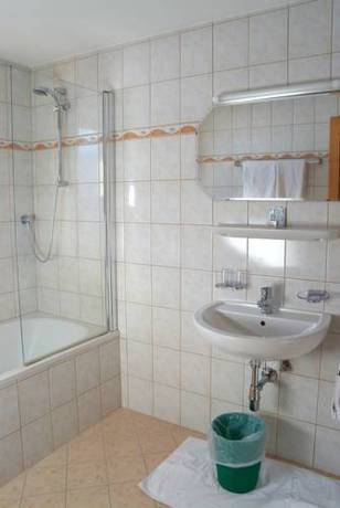 Imagen de la habitación del Hotel Alphof Superior. Foto 13