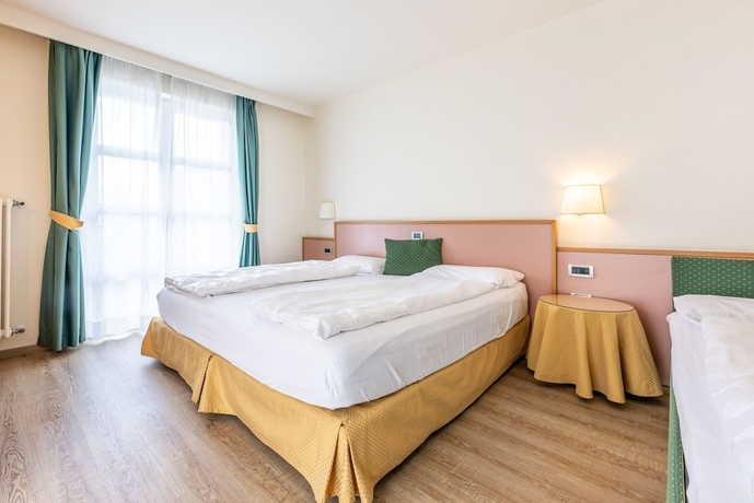 Imagen de la habitación del Hotel Alpholiday Dolomiti Wellness. Foto 9