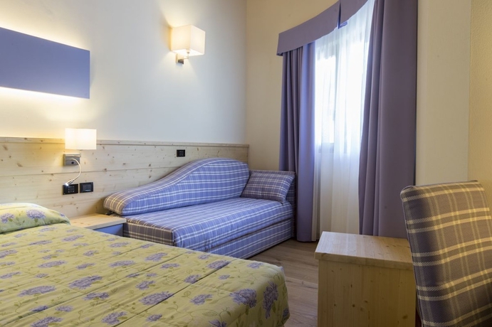 Imagen de la habitación del Hotel Alpholiday Dolomiti Wellness. Foto 13