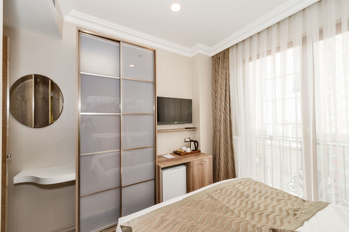 Imagen de la habitación del Hotel Alphonse. Foto 14