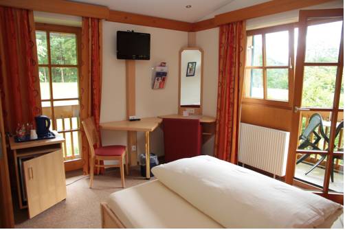 Imagen de la habitación del Hotel Alphotel Ettal. Foto 12