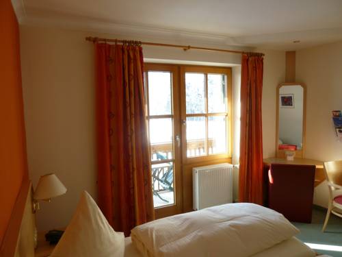 Imagen de la habitación del Hotel Alphotel Ettal. Foto 15