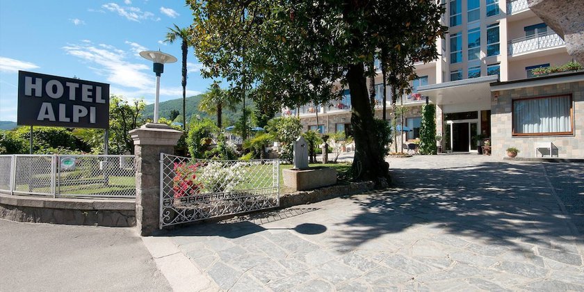 Imagen de los exteriores del Hotel Alpi, Baveno. Foto 16