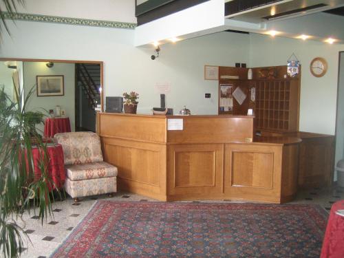 Imagen general del Hotel Alpi Del Mare. Foto 2