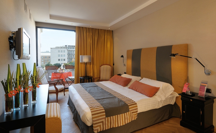 Imagen de la habitación del Hotel Alpi. Foto 8