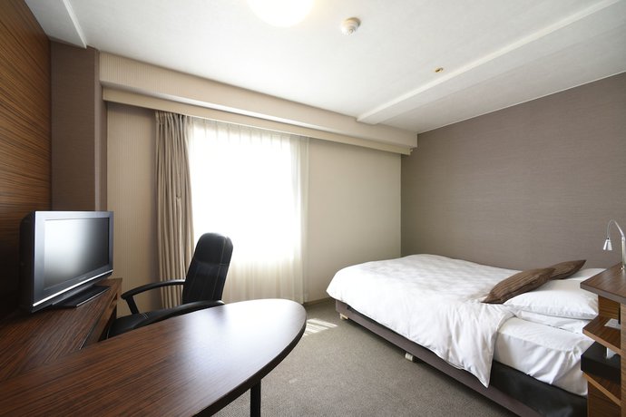 Imagen de la habitación del Hotel Alpico Plaza. Foto 6