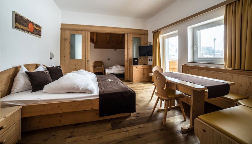 Imagen de la habitación del Hotel Alpin. Foto 8