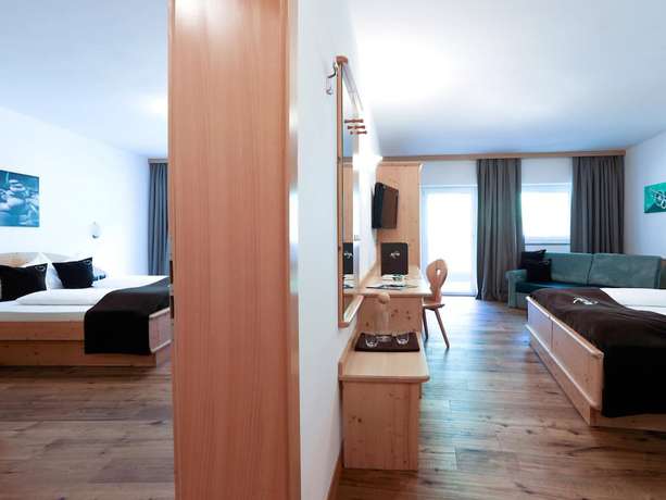 Imagen de la habitación del Hotel Alpin. Foto 16