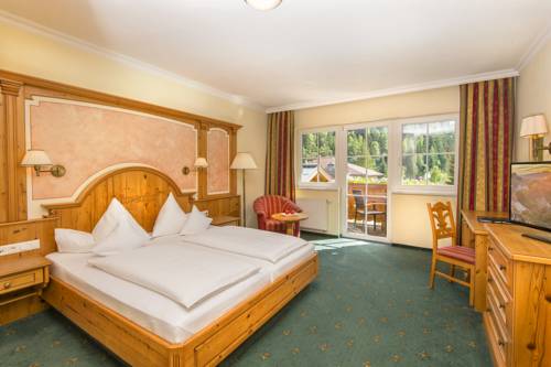 Imagen de la habitación del Hotel Alpin Life Resort Lürzerhof. Foto 3