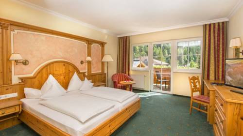 Imagen de la habitación del Hotel Alpin Life Resort Lürzerhof. Foto 7