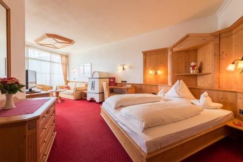 Imagen de la habitación del Hotel Alpin Panorama Hubertus. Foto 3