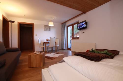 Imagen de la habitación del Hotel Alpin Resort Austria. Foto 6