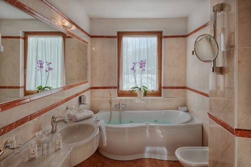 Imagen de la habitación del Hotel Alpin Royal Wellness Refugium and Resort. Foto 3