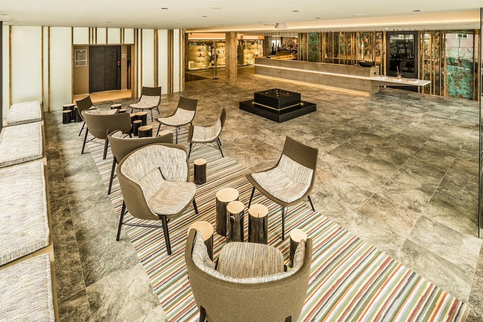 Imagen de los interiores del Hotel Alpin and Spa Resort Schwarzenstein. Foto 11