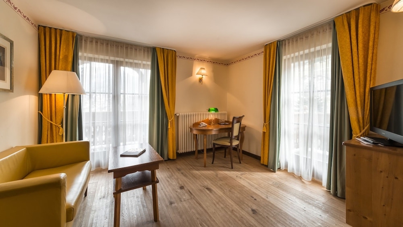 Imagen de la habitación del Hotel Alpin and Vital La Perla. Foto 5