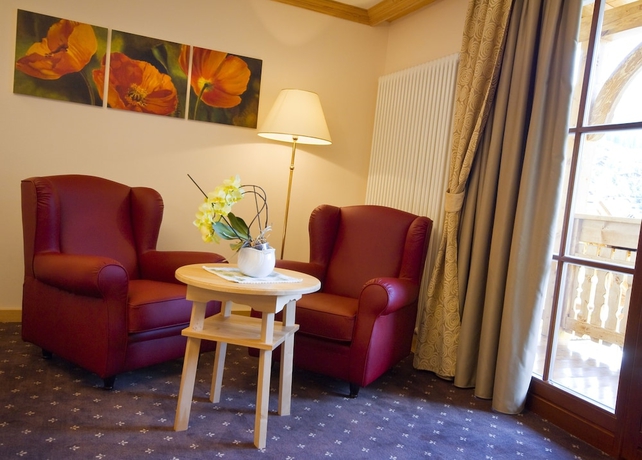 Imagen de la habitación del Hotel Alpin and Vital La Perla. Foto 14