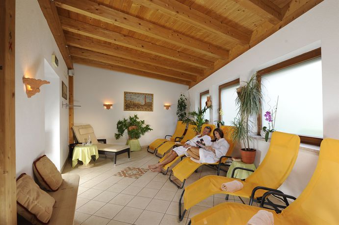 Imagen de los interiores del Hotel Alpina Arlberg. Foto 12